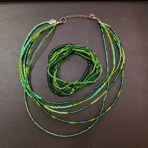 Green necklace and bracelet set